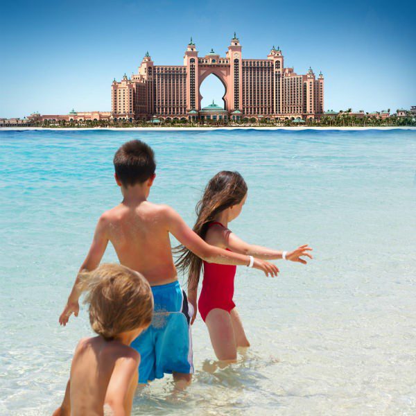 Family-Friendly Hotels in the UAE: Hotels that Cater to Families with Special Amenities and Services family-friendly hotels