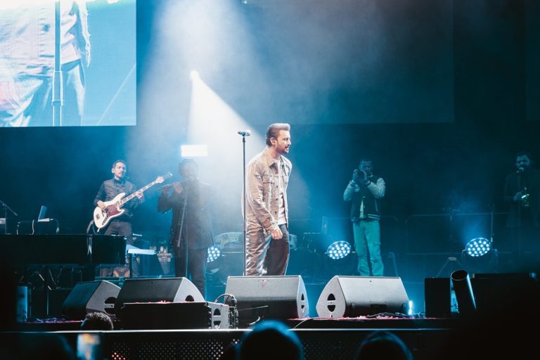 Atif Aslam Shines in Sold-Out Dubai Concert Atif Aslam Shines in Sold-Out Dubai Concert