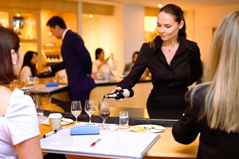 Emirates Master Wine Education with L’art du vin Program