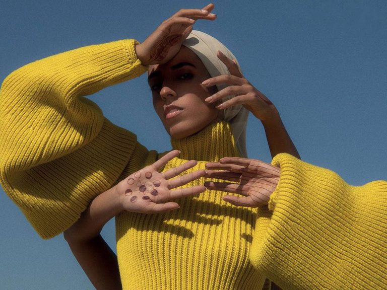 Flowwow x Azra Khamissa: Emirati Women’s Day Collection