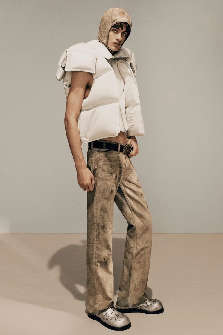 Acne Studios FW25 Reimagines The Everyman Acne Studios FW25 Reimagines The Everyman