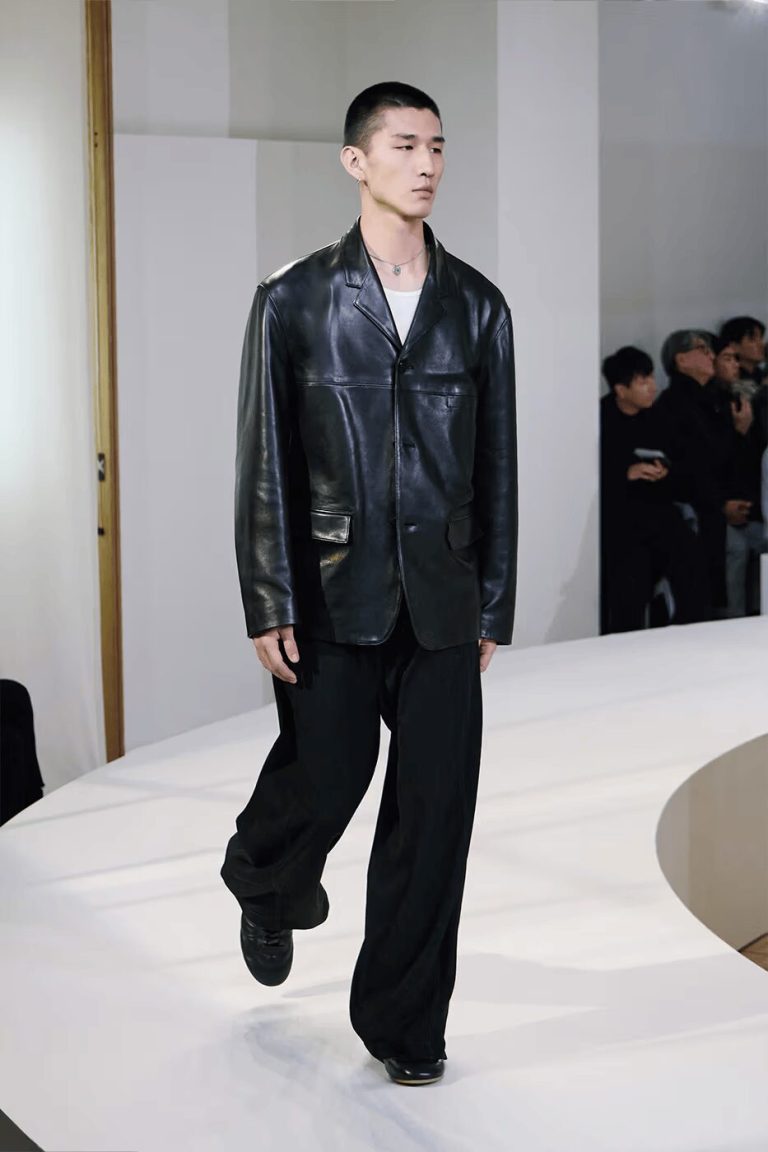 Lemaire FW25: Effortless Wearability Redefined Lemaire FW25: Effortless Wearability Redefined