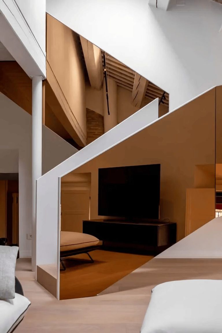 tissellistudioarchitetti Renovates Penthouse with Golden Staircase tissellistudioarchitetti Renovates Penthouse with Golden Staircase