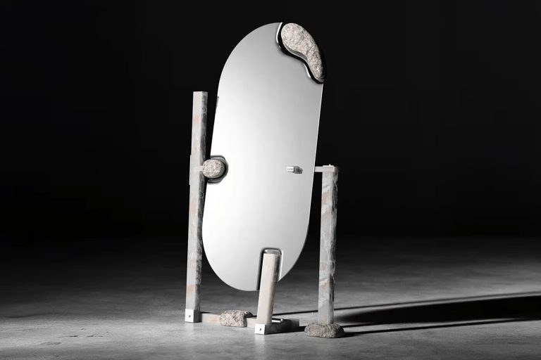 Taras Yoom’s “Echoes of Time” Merges Minimalism Taras Yoom’s “Echoes of Time” Merges Minimalism