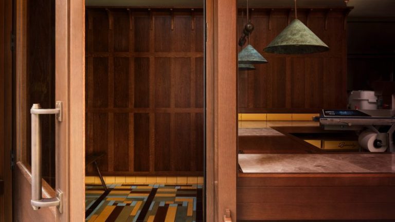 Barnaby’s Covent Garden Shop Redefines Nostalgic British Charm Barnaby’s Covent Garden Shop Redefines Nostalgic British Charm